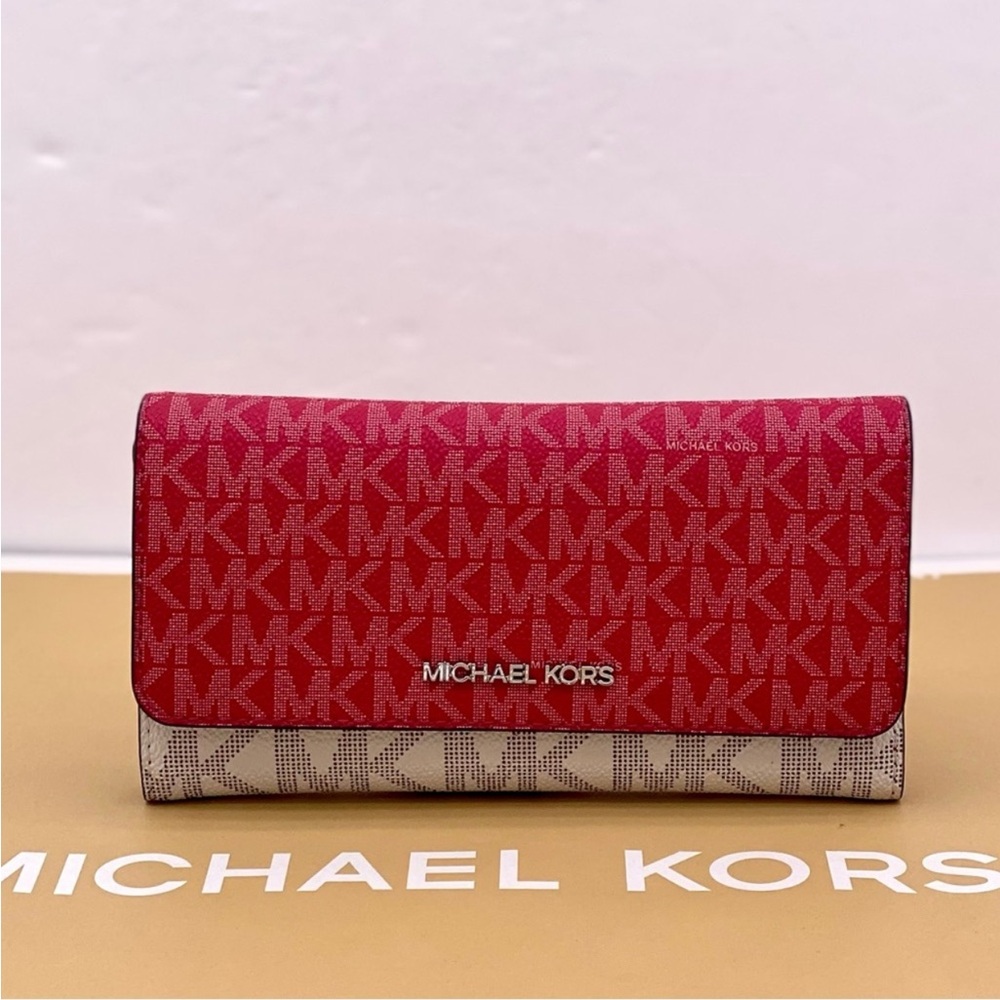 MICHAEL KORS Jet Set Travel Signature
Logo Tri-Fold Wallet DARK RASPBERRY MULTI - Picture 2 of 9